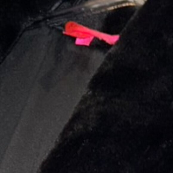 Betsey Johnson black super soft leopard spot Pink Rose shawl neck bath r… - Picture 6 of 6